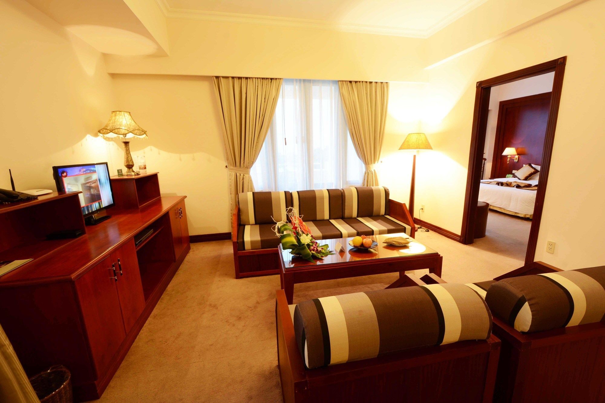 The Tray Hotel Hai Phong Exterior foto